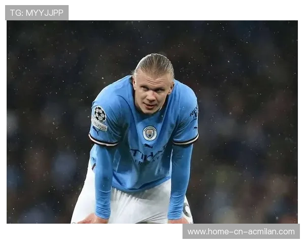 哈兰德门前抢点得手，曼城禁区压迫感爆棚